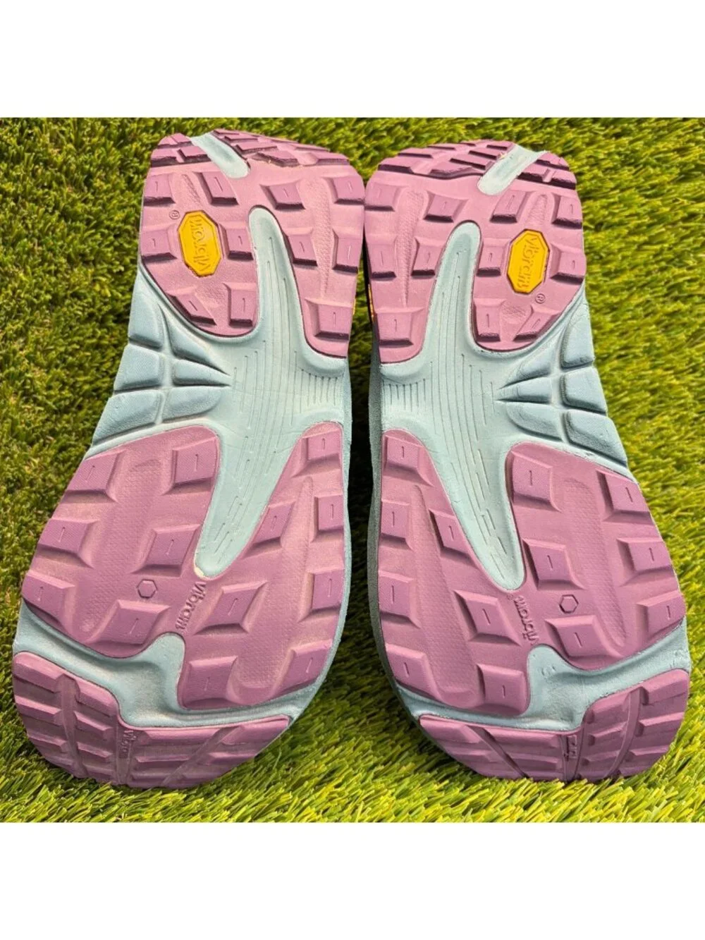Topo Ultraventure 4 Womens Size 9 Purple Blue Athletic Running Shoes Sneakers